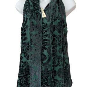 Elegant Green Velvet Sleeveless Blouse